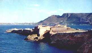 Le Fort de Mers-El-Kbir, Santa-Cruz et la baie d'Oran